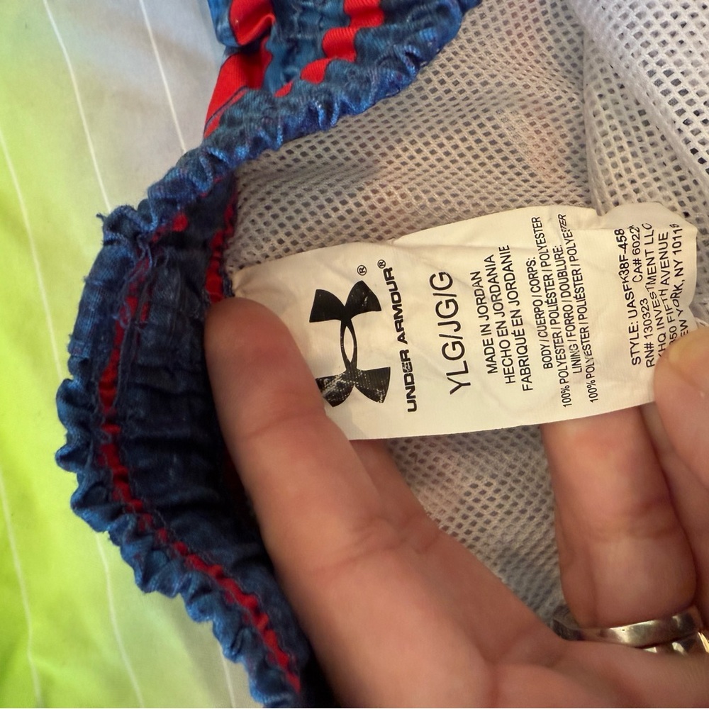 Under Armour Boys' Swim Shorts trunks Set of 2 pair youth size large - Picture 4 of 5